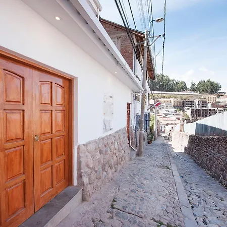 Carmen\'S House